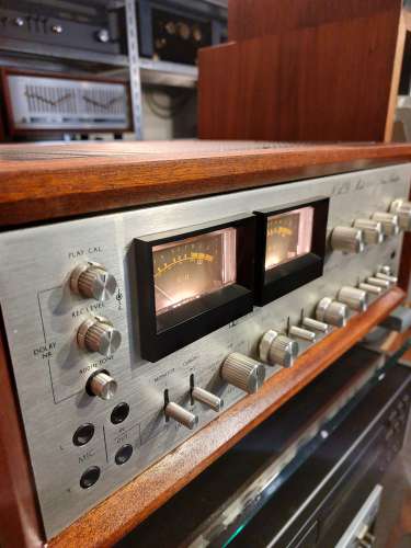 NAD 200 Verstärker-Monster im woodcase England 1975